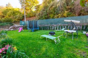 A garden outside DevIn Coworking & Coliving