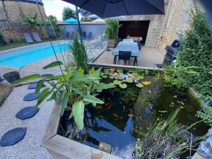 Fotografia z galérie ubytovania Appartement 3 ème étage avec piscine partagée v destinácii Sedan
