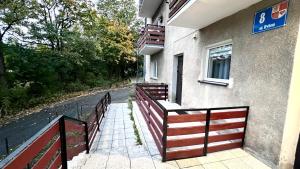 En balkon eller terrasse på Apartament pod Góralką