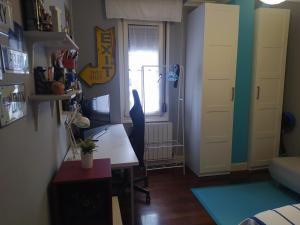 Kuchyňa alebo kuchynka v ubytovaní Nuestro refugio - Casco Viejo con wifi y parking gratuito-
