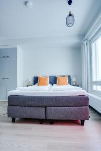 Postel nebo postele na pokoji v ubytování Lapin Loiste 1, Modern studio, Free Parking and Wifi