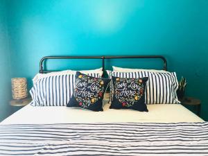 Postel nebo postele na pokoji v ubytování Peekskill Guesthouse