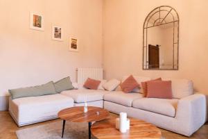 Gallery image of [Riverview Apt] Private Parking in Pescia
