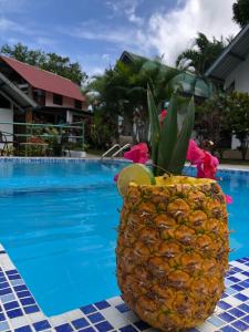 A piscina em ou perto de Rainforest Yasmin Hotel
