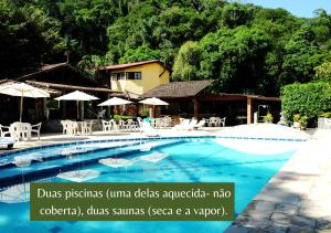 A piscina localizada em Hotel da Cachoeira ou nos arredores