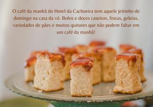 Comida no hotel ou em algum lugar perto