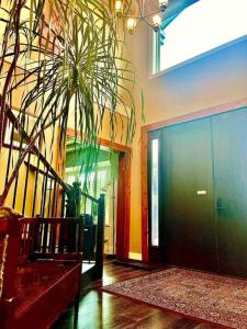 Φωτογραφία από το άλμπουμ του Corkscrew Willow Estate στο Βανκούβερ