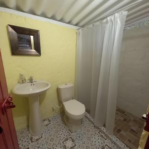 Koupelna v ubytování Hacienda San Francisco + 32 fotografií