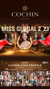 um cartaz para um filme Miss Global em Cochin Zen Hotel em Cidade de Ho Chi Minh