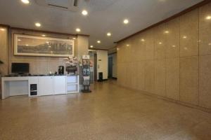 Kuhinja oz. manjša kuhinja v nastanitvi New World Hotel Yongsan