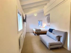 Χώρος καθιστικού στο Vaucluse Chalet, alpine-getaways