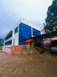 科代卡纳尔Vetrivel International by Brown Tree Resorts的相册照片