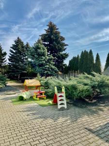 Zahrada ubytování HOTEL ZELENÝ DVOR