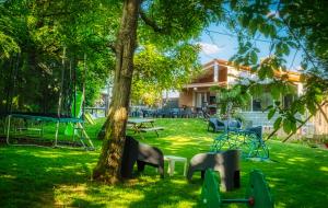 Κήπος έξω από το DOMAINE DU SOUVENIR