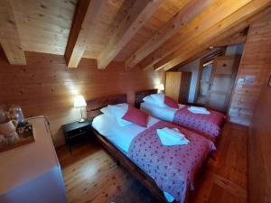 Gîte du Prilet客房内的一张或多张床位
