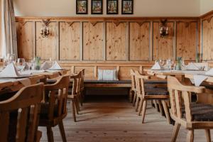 Posezení v ubytování Hotel Kaiser in Tirol + 37 fotografií