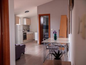 Kuchyň nebo kuchyňský kout v ubytování Apartment Zaklina 1496