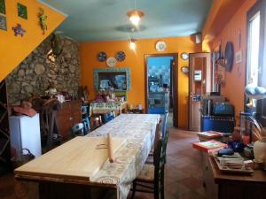 A seating area at La Fattoria Delle Tartarughe