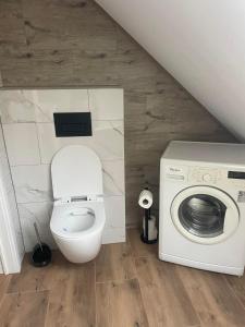 Fotografia z galérie ubytovania Jaśkowa Chata Bieszczady apartament z basenem v destinácii Baligród