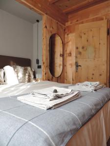Letto o letti in una camera di Silva: The Alpine Chalet