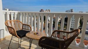 Balkón nebo terasa v ubytování STAY Cosmo City Suites