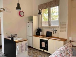 Knézits Spacious AC Terrace Free Parking 1092 Budapest, 15 Knézits utca kép - 2