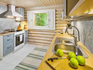 Kuchyň nebo kuchyňský kout v ubytování Holiday Home Ilotupa by Interhome + 13 fotografií