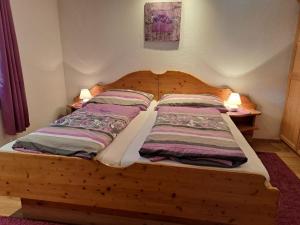 Postel nebo postele na pokoji v ubytování Apartment Alpina by Interhome
