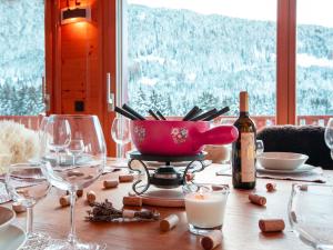 Pijača v nastanitvi Chalet Chalet Les Pars by Interhome