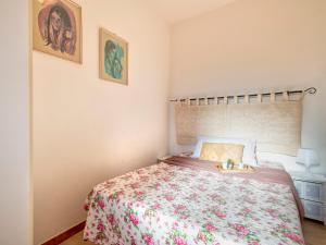 Postel nebo postele na pokoji v ubytování Apartment CSB - 11-A - Baia de Bahas by Interhome