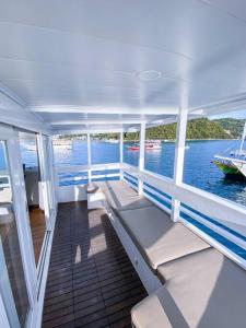 Příroda nedaleko ubytování na lodi