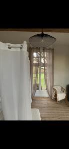 Fotografie z fotogalerie ubytování Suite romantique au château v destinaci Moisdon-la-Rivière