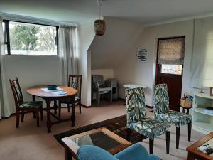 Χώρος καθιστικού στο Leisure Island Apartment