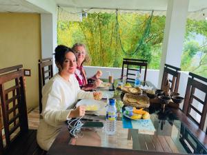 Cibo presso la locanda o nelle vicinanze
