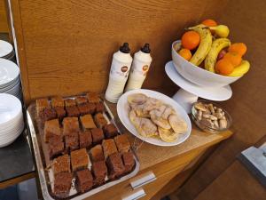 Makanan di atau berdekatan hotel