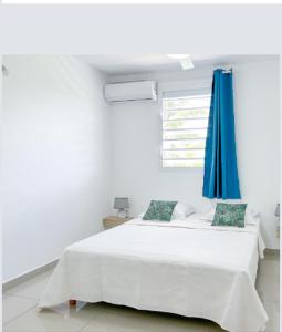 Gallery image of Améthyste: Appartement 8 personnes dans un domaine calme et verdoyant in Le Moule