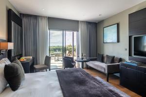 TV a/nebo společenská místnost v ubytování Twr y Felin Hotel