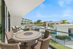 Gallery image of Harbor Island Beach Club - 3/3 Furnished Riverfront Condo in Melbourne Beach