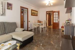 Fotografia z galérie ubytovania Suitur apartament familiar con piscina calafell v destinácii Calafell