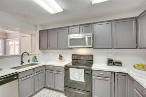 Gallery image of Pet-Friendly Carrollton Home with Fenced Backyard! in Carrollton +17 photos