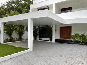 Budova, kde se vila nachází