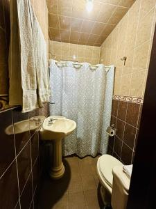 Koupelna v ubytování Hotel Monarca Tlalpujahua