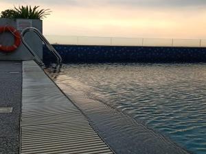 Fotografie z fotogalerie ubytování Walk to Legoland * D'Pristine * 2BR Pool View #7 v destinaci Nusajaya