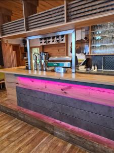 Lounge nebo bar v ubytování Hotel Stocker