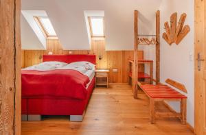 A bed or beds in a room at Prinzenhof