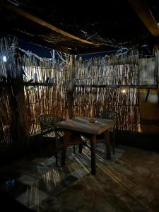 Veitingastaður eða matsölustaður á Haven Hideaway - Biet Moussa - بيت موسي