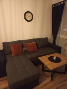 Khu vực ghế ngồi tại Apartman Lenka Divčibare