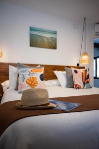 Cama o camas de una habitación en Hostal Boutique Casa del Mar Altea