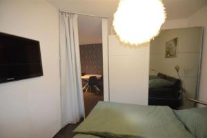 Φωτογραφία από το άλμπουμ του EG Ferienwohnung Merzig Stadt 60 qm PKW Stellplatz im Innenhof σε Merzig