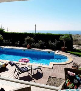 Swimmingpoolen hos eller tæt på Villa Bellerose